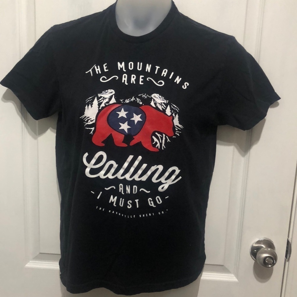Mountains are calling T-shirt